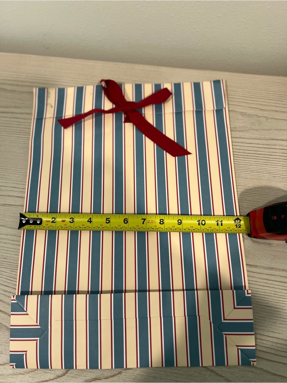 Sézane Blue & Red Stripe Gift Envelope - Picture 7 of 7